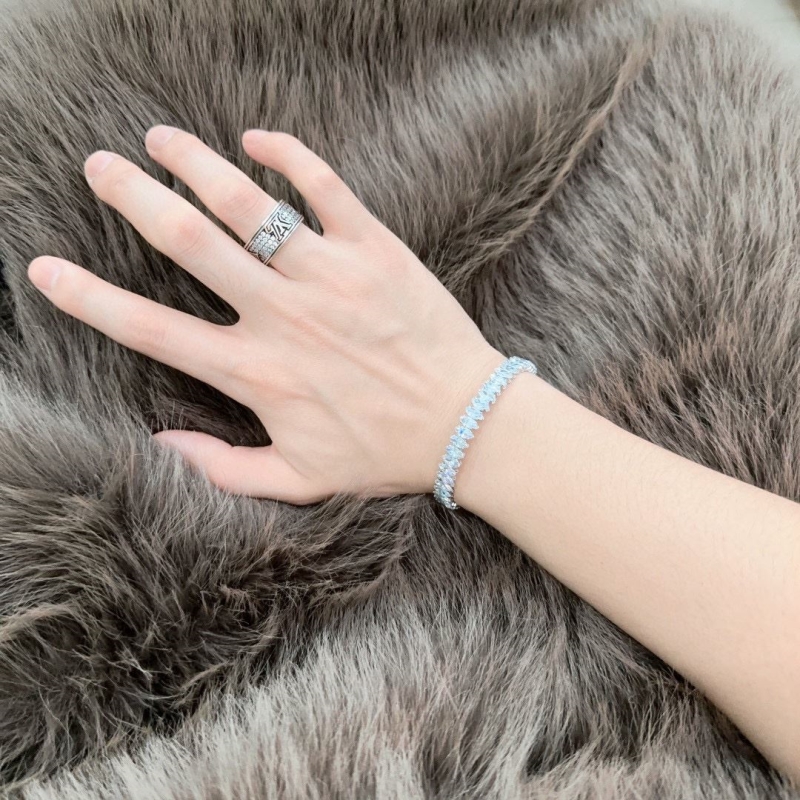 T*f*ny bracelets